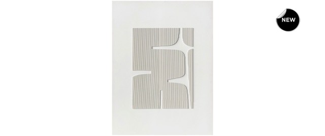 033057-WHITESHADOW-front-new